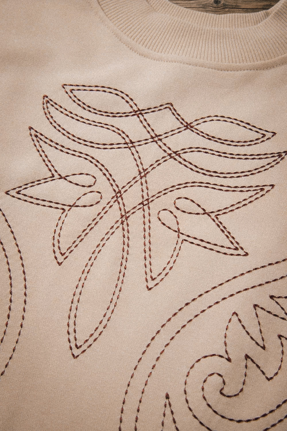 Western Embroidered Sweatshirt