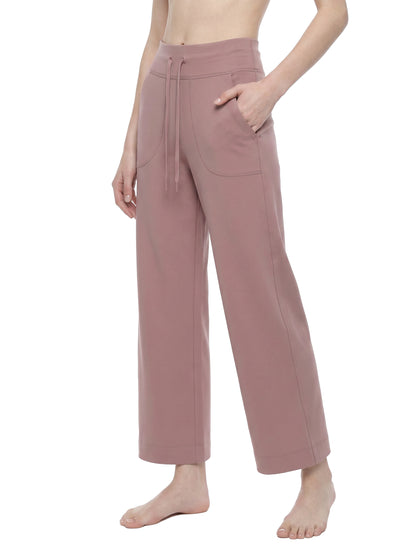 Studio Straight-Leg Pant