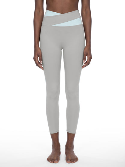 Jax and James Studio Color Block Leggings — high-rise two-tone leggings with a wide elastic waistband and tapered leg